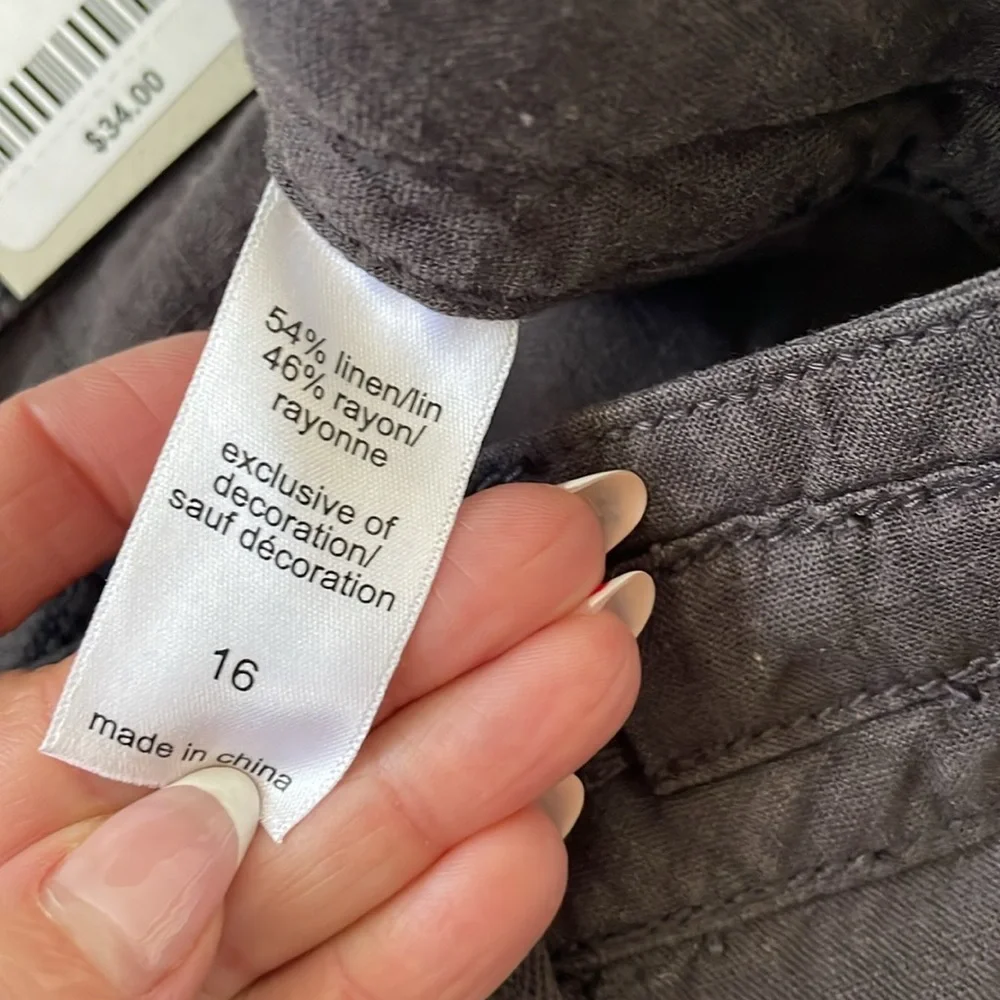 Maurice’s Women's Gray Shorts Size 16 NWT‎